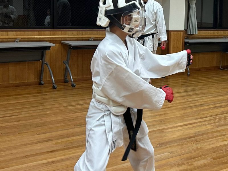 防具をつけた組手